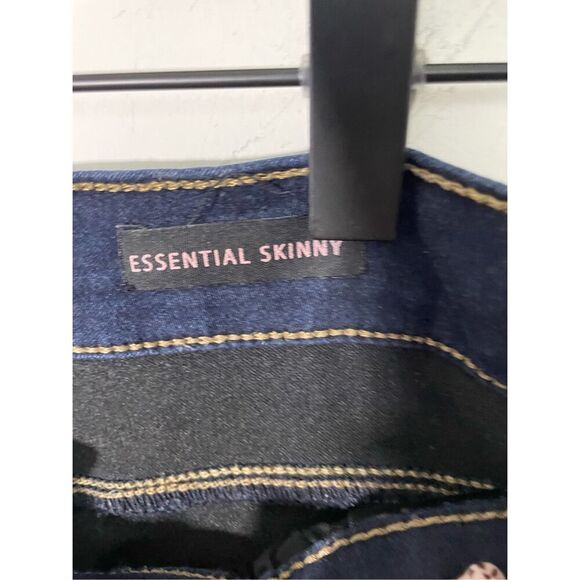 Curvy Appeal Sz 10 Essential Skinny Dark Wash Jeans - Picture 4 of 6